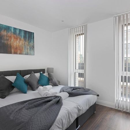 Spacious, Bright & Modern 1 & 2 Bed Apartments At Sligo House - Central Watford Watford  Ngoại thất bức ảnh
