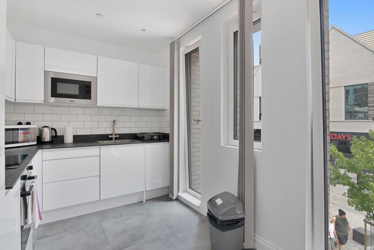 Spacious, Bright & Modern 1 & 2 Bed Apartments At Sligo House - Central Watford Watford  Ngoại thất bức ảnh
