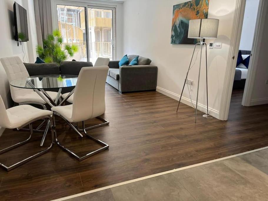 Spacious, Bright & Modern 1 & 2 Bed Apartments At Sligo House - Central Watford Watford  Ngoại thất bức ảnh